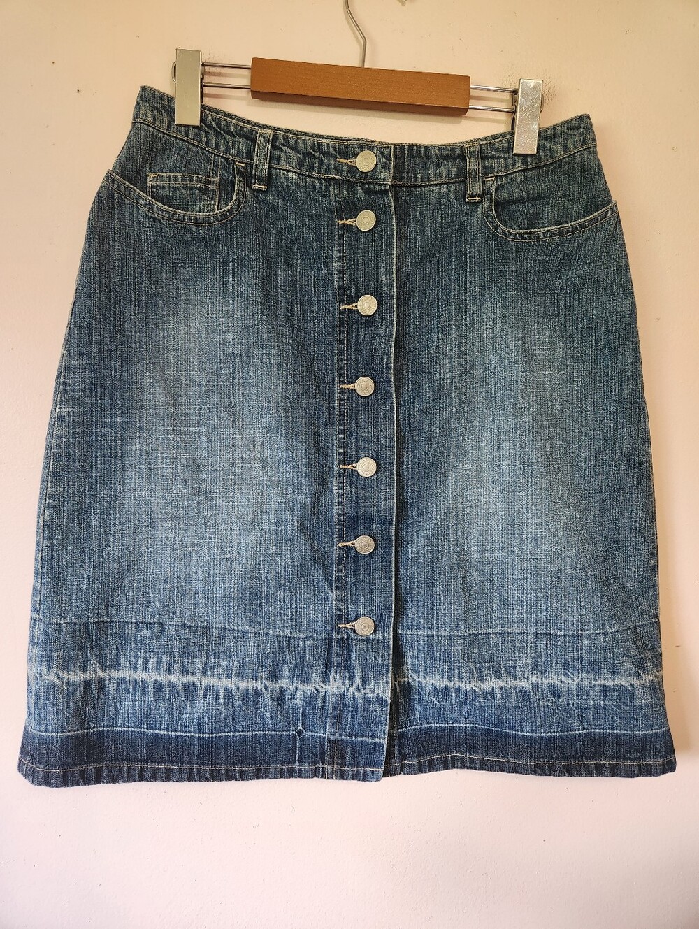 Gloria Vanderbilt Y2K Denim Midi Skirt Size 8 Button Front Western Faded Wash